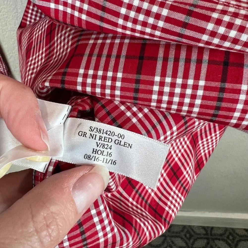 Banana Republic Men's Red White Plaid Grant Fit Button Down Shirts‎ Size L
